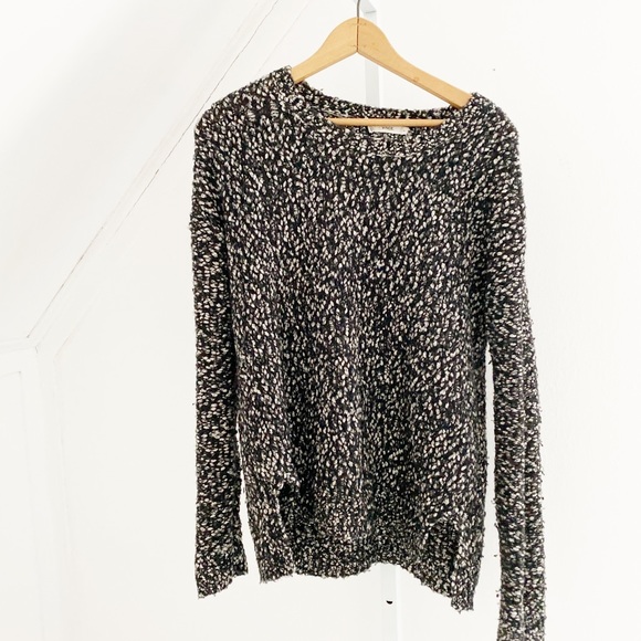 Vince Sweaters - Vince Black and White Chunky Sweater.